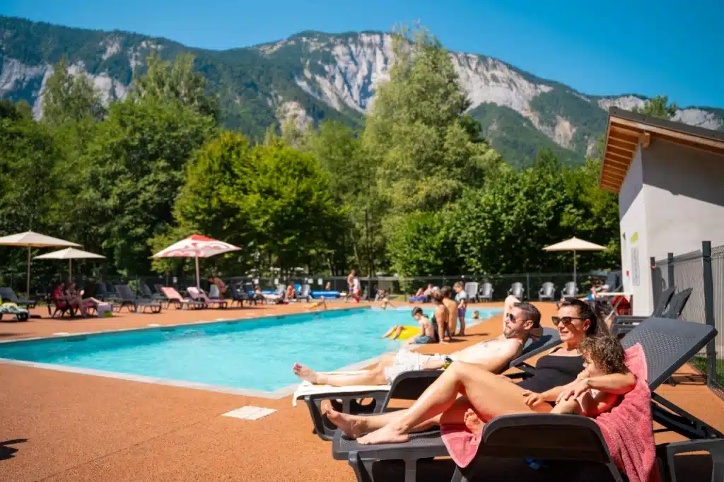Camping LeBourgdOisans LeColporteur Ciela Village Piscine 207
