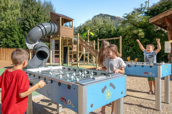 .Accueil 15 073 Camping Isere Colporteur Ciela Village Babyfoot
