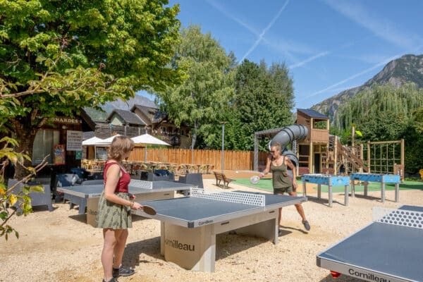 .Aktivitäten und Unterhaltungsangebote 10 145 Camping Isere Colporteur Ciela Village Ping Pong